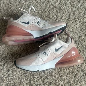 Nike Women’s Air Max 270 Shoes Fresh Pink/Black; Size 7